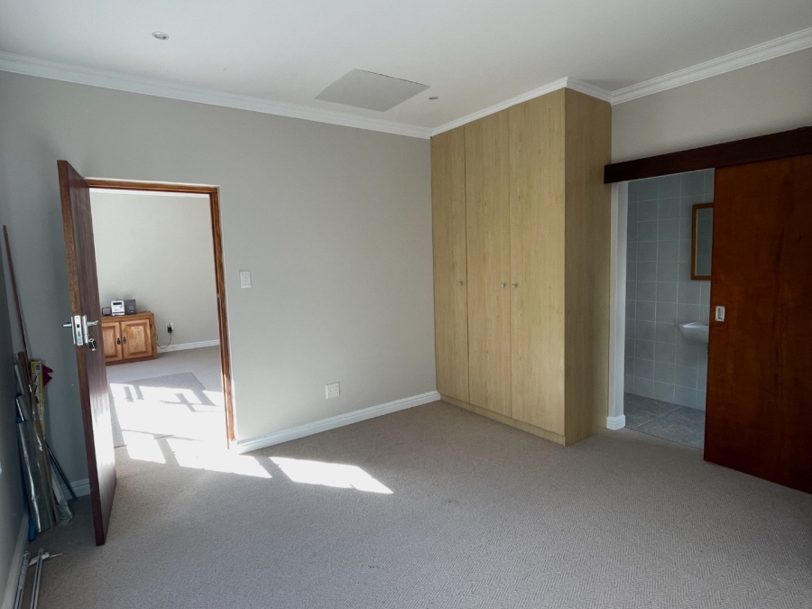 7 Bedroom Property for Sale in Cutty Sark Western Cape
